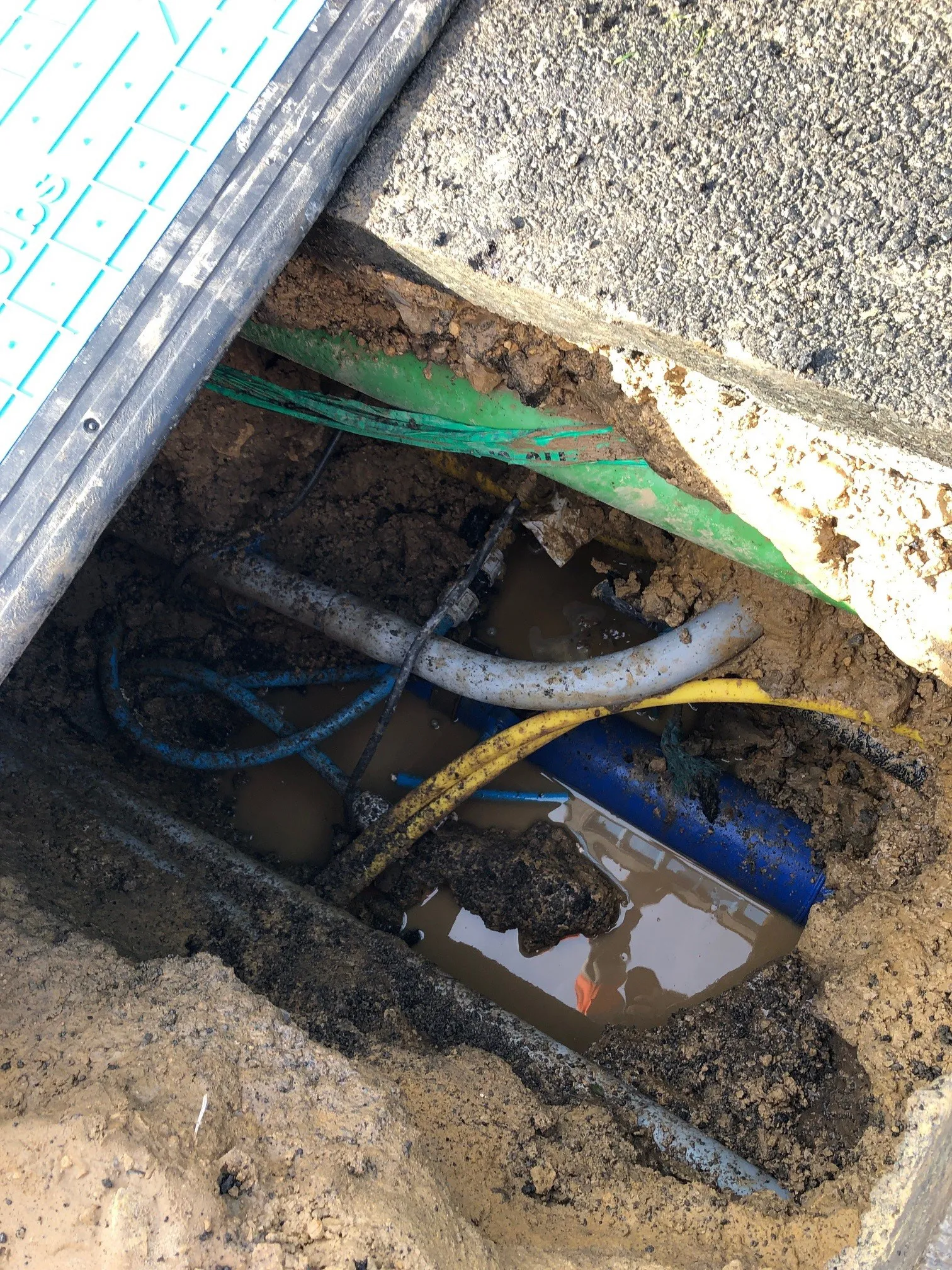 Excavation hole CROWS NEST